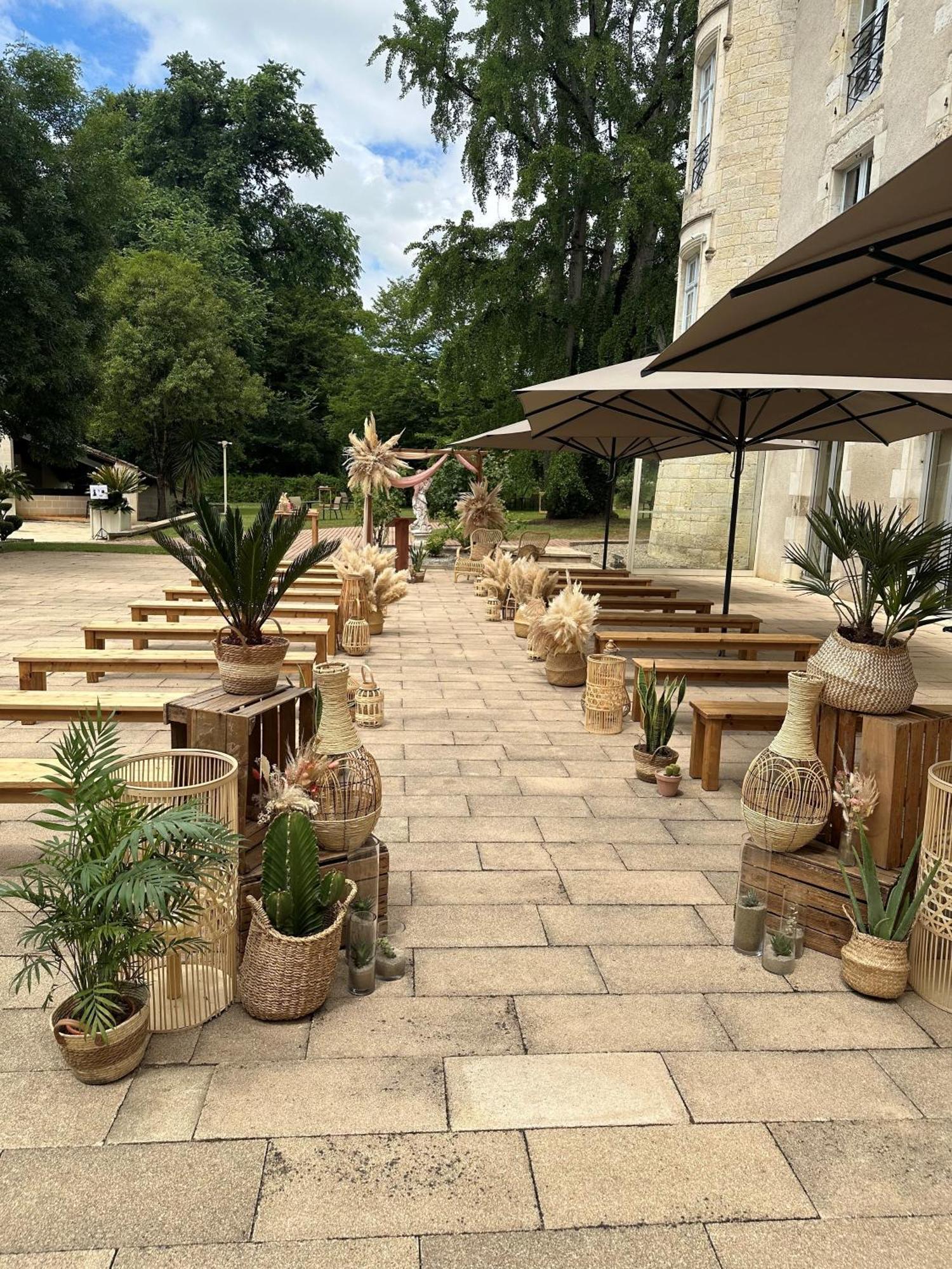 Logis Hotels - Chateau Saint Marcel Boe Luaran gambar