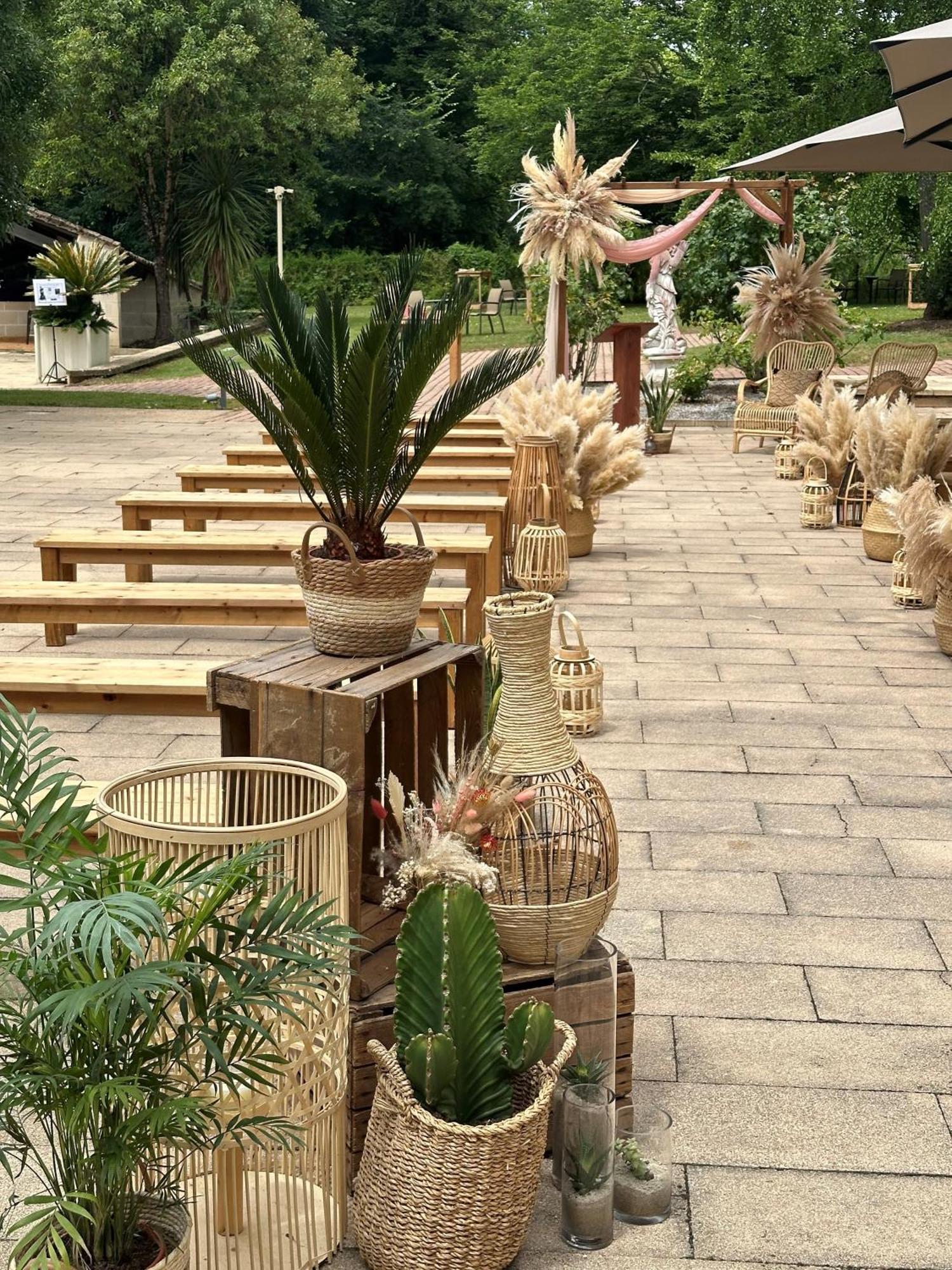 Logis Hotels - Chateau Saint Marcel Boe Luaran gambar