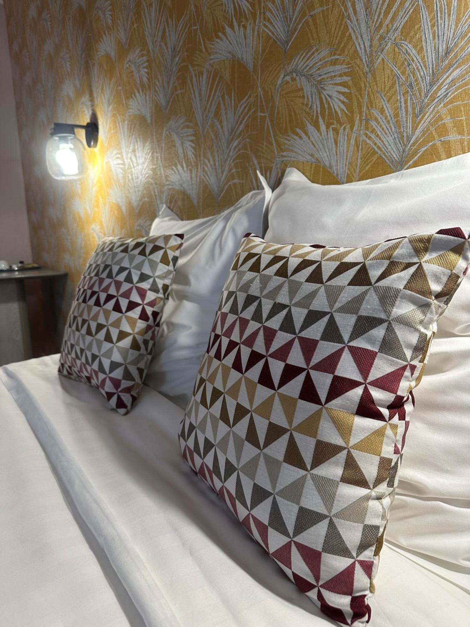 Logis Hotels - Chateau Saint Marcel Boe Luaran gambar